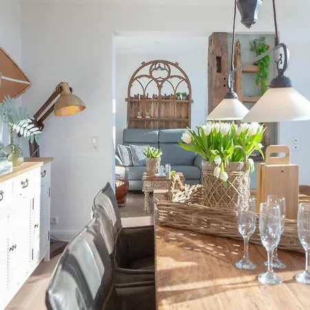 Suite-9 Apartment