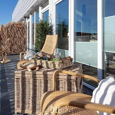 Suite-9 Apartment *